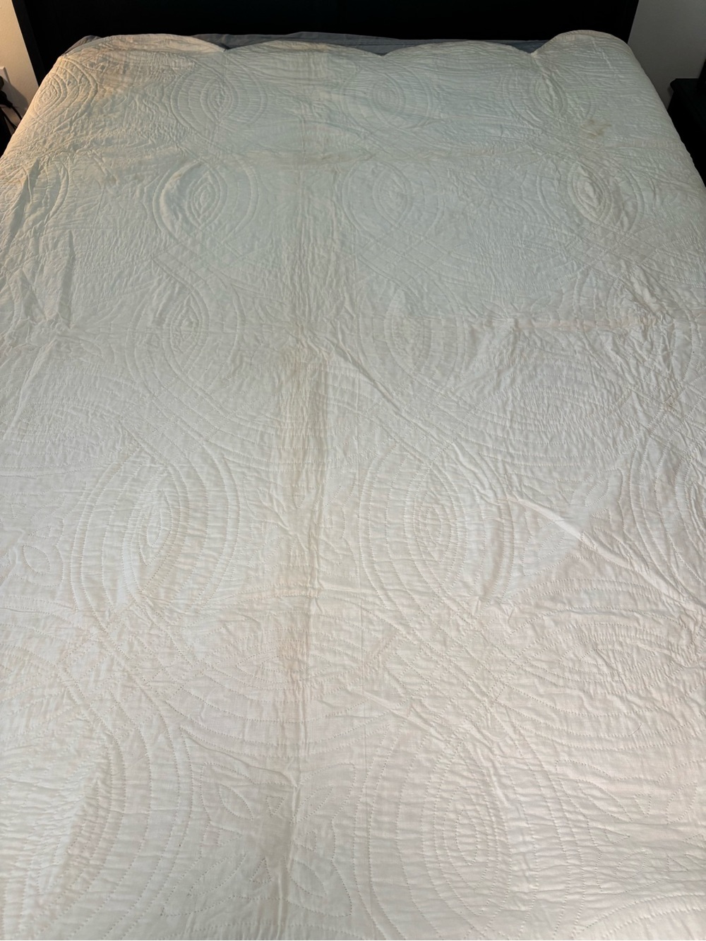 Vintage 1930s Handmade Double Wedding Ring Pattern Quilt (86" x 88") Cottagecore - Picture 12 of 16